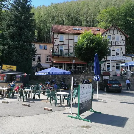 Waldhaus Im Okertal فندق *